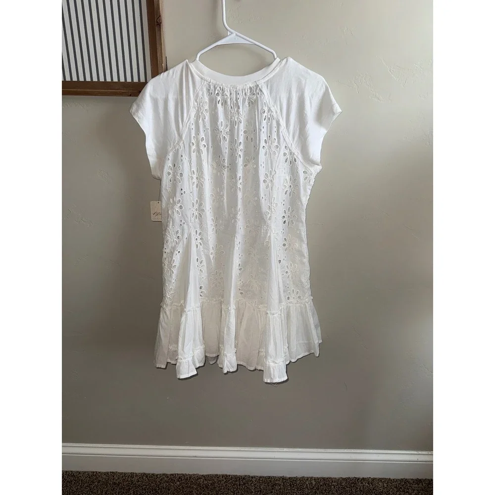 Free People Sadler White Eyelet Mini Dress Short Sleeve Ruffle Hem‎ XS New